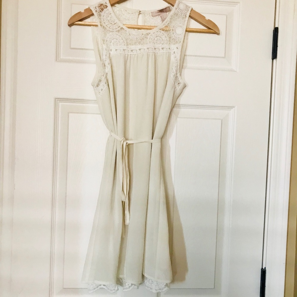 CUTEST WHITE DRESS EVER